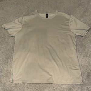 Lululemon Men’s Tshirt